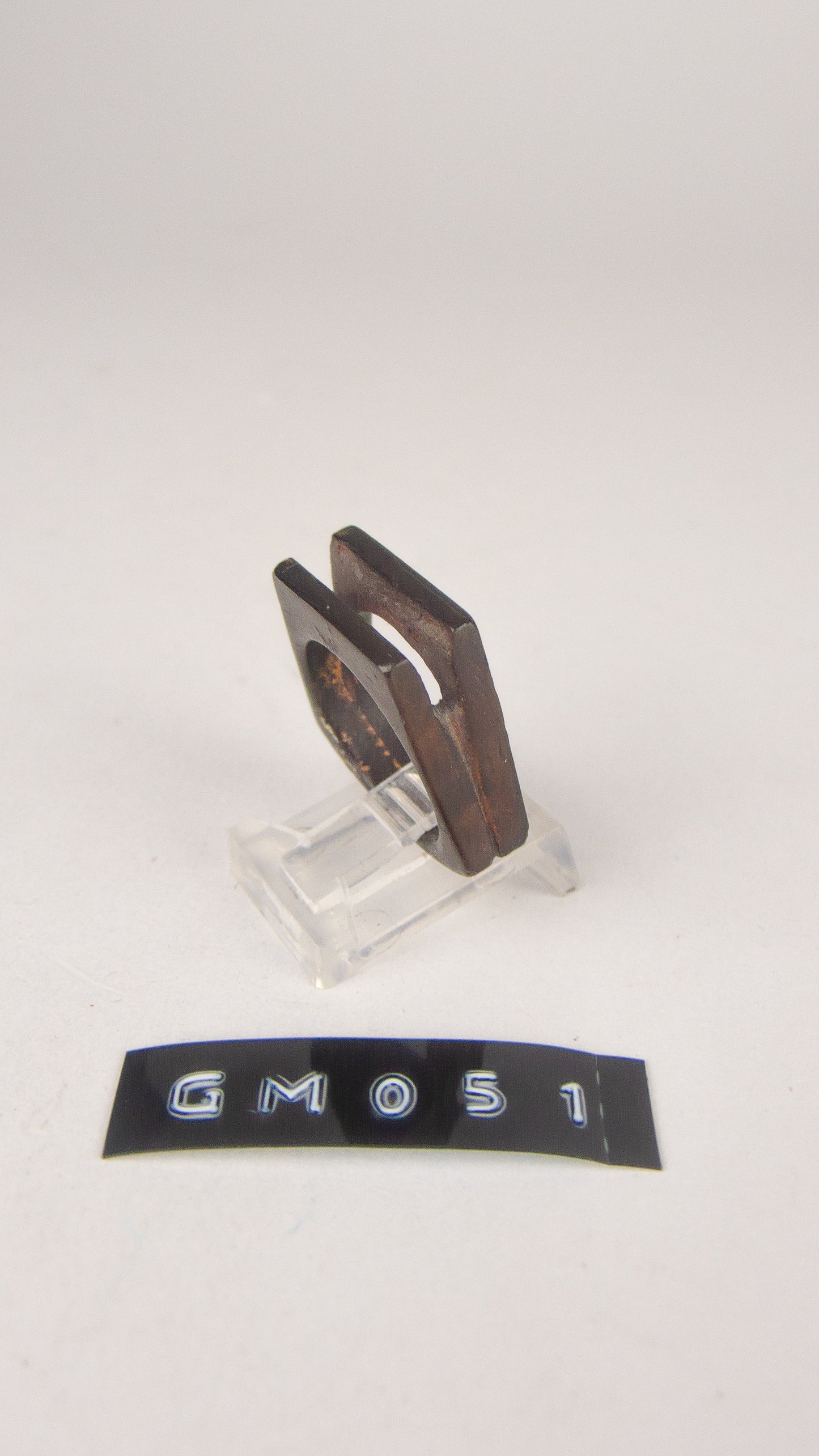GM 051