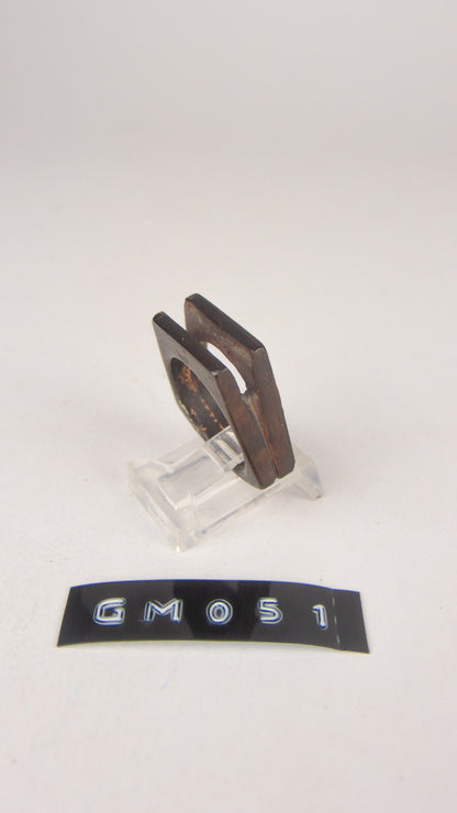 GM 051