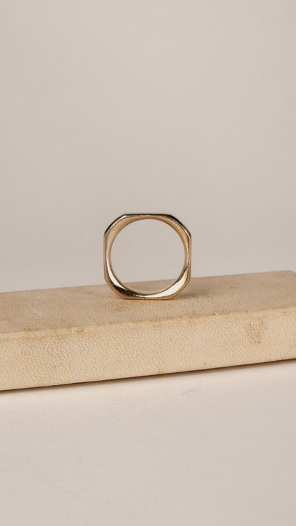 Bevel Band 10k Yellow