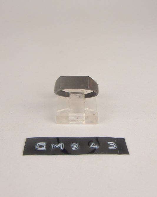 GM 943