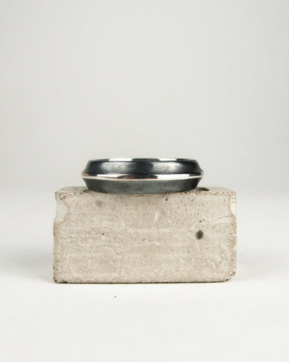 Oxidized Bevel Band