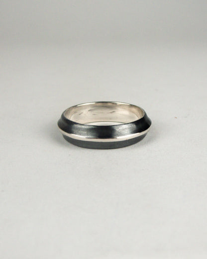 Oxidized Bevel Band
