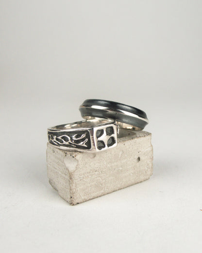 Oxidized Bevel Band