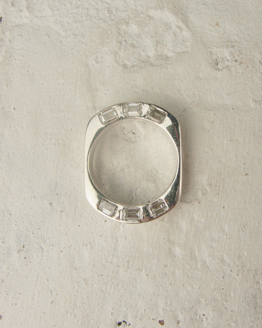 6 Stone Ring