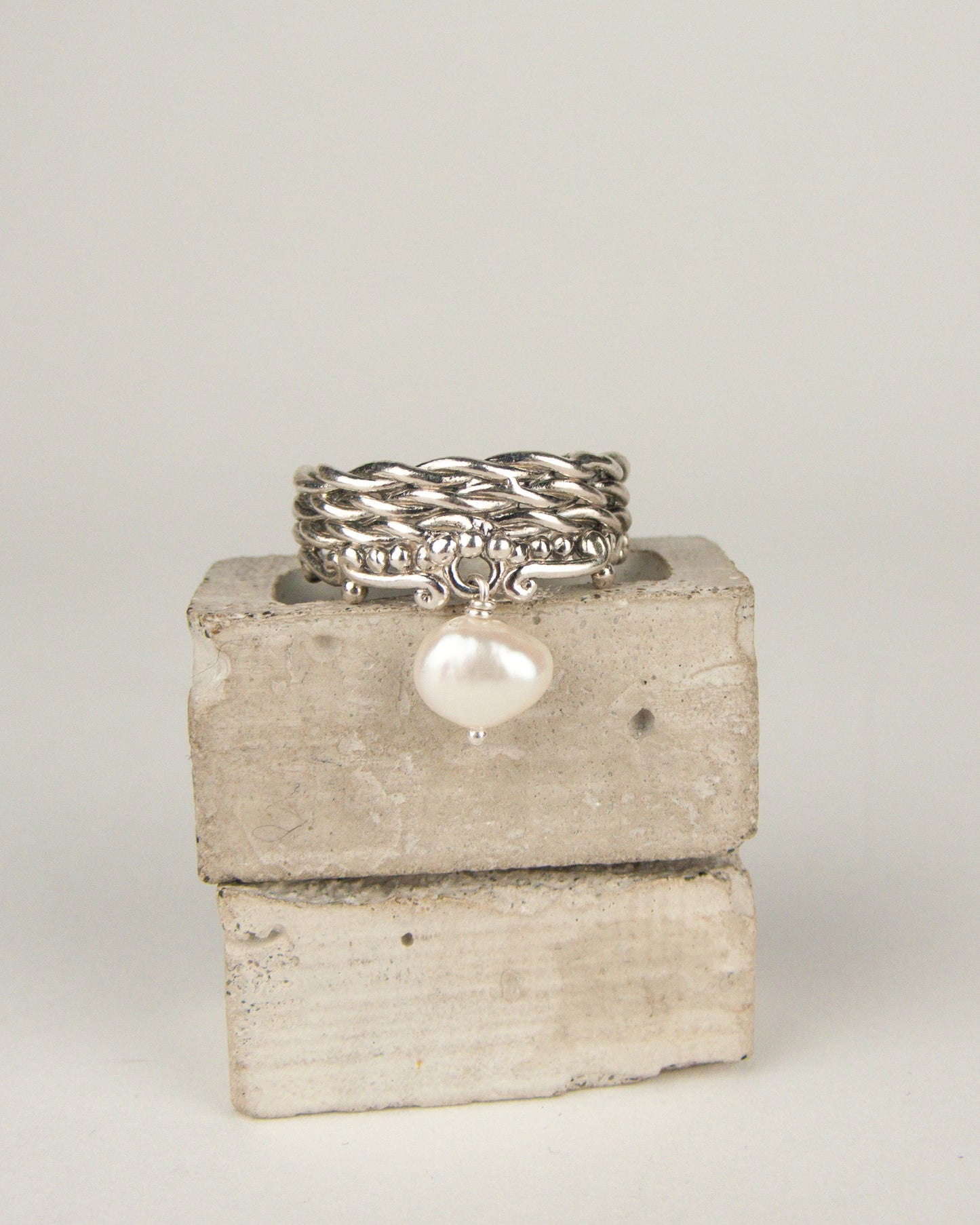 Sibyl Charm Ring