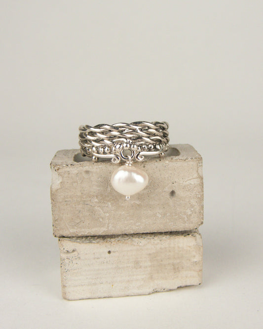Sibyl Charm Ring
