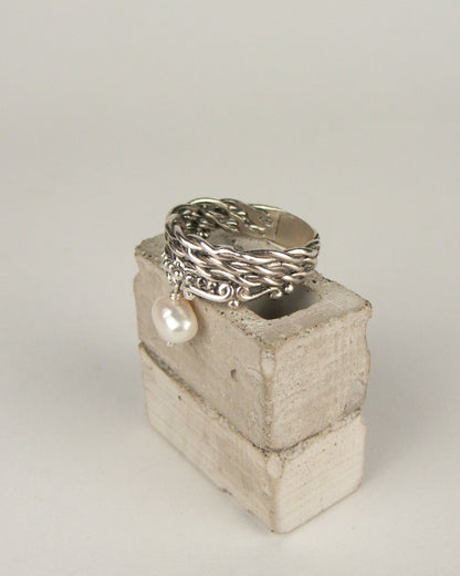 Sibyl Charm Ring