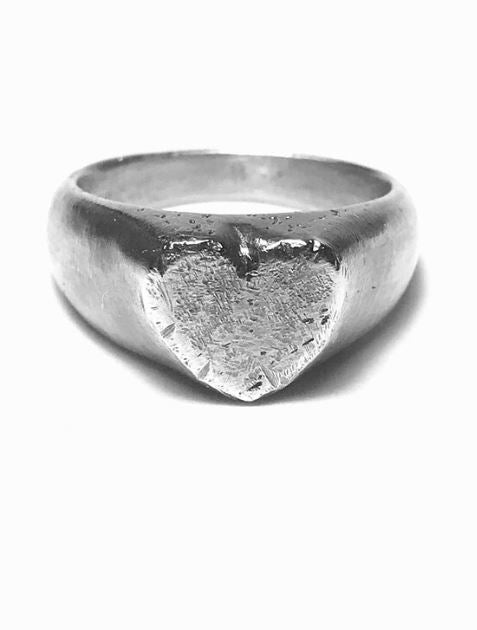 Distressed Heart Signet Ring Small