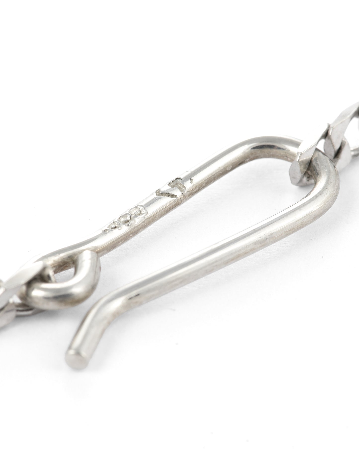 Geometric Curb Chain