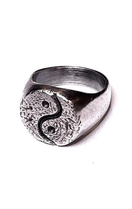 Distressed Yin Yang Signet Ring